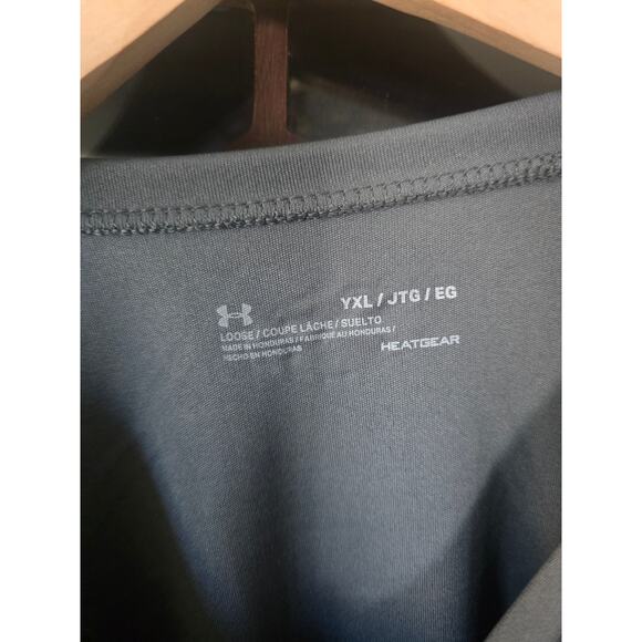 Under Armour Gray Long Sleeve Tee - YXL New - Picture 4 of 4